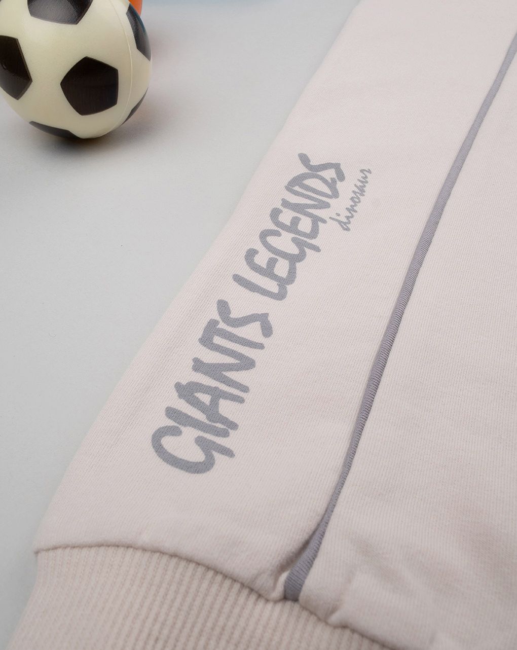 παιδικό παντελόνι φόρμας μπεζ dinosaurs για αγόρι - Prénatal