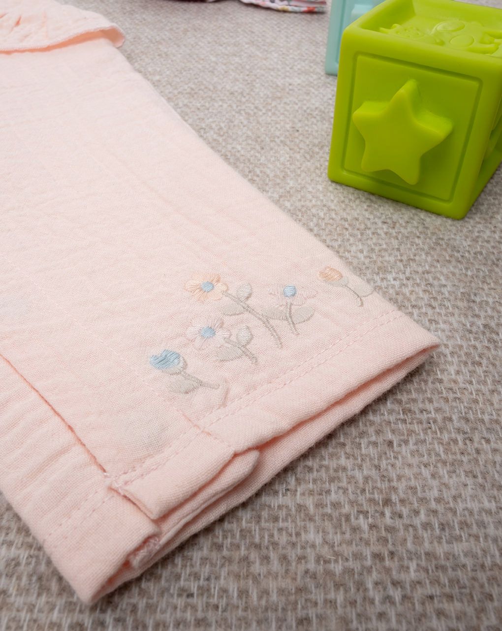 βρεφικό παντελόνι μουσελίνα σομόν φλοράλ για κορίτσι - Prénatal