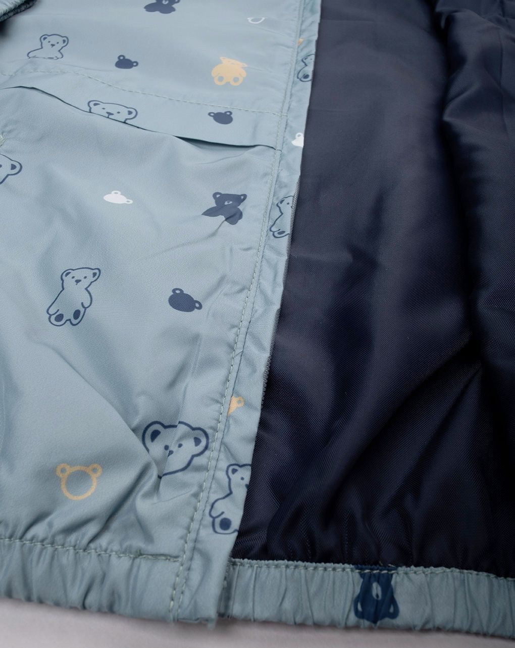 βρεφικό αντιανεμικό μπουφάν γκριζοπράσινο με αρκουδάκια για αγόρι - Prénatal