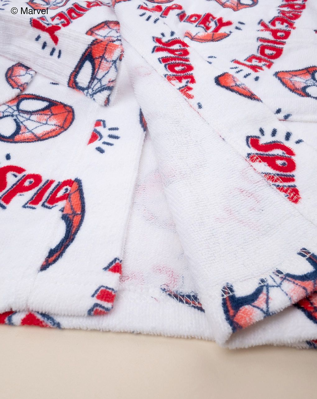 παιδικό μπουρνούζι σενίλ λευκό με τον spiderman για αγόρι - Prénatal