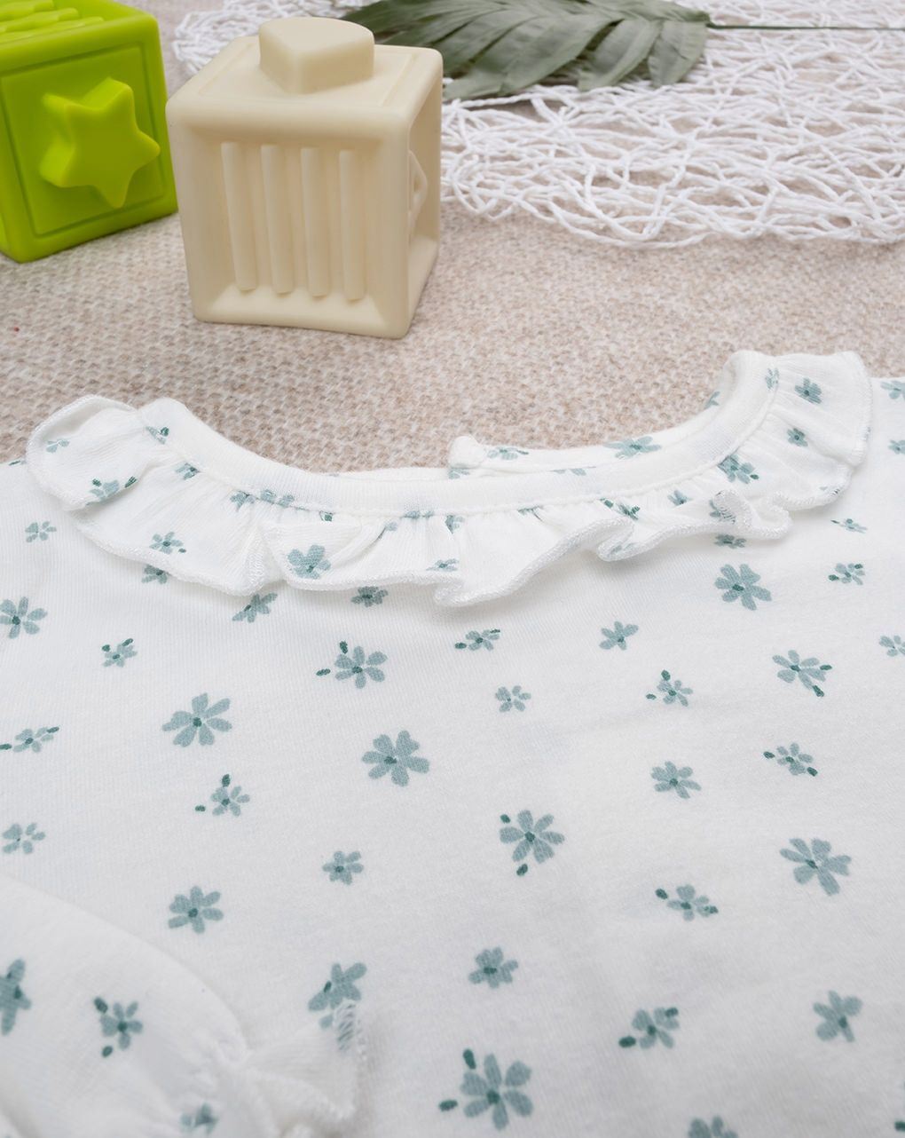 βρεφική μπλούζα λευκή με λουλούδια για κορίτσι - Prénatal