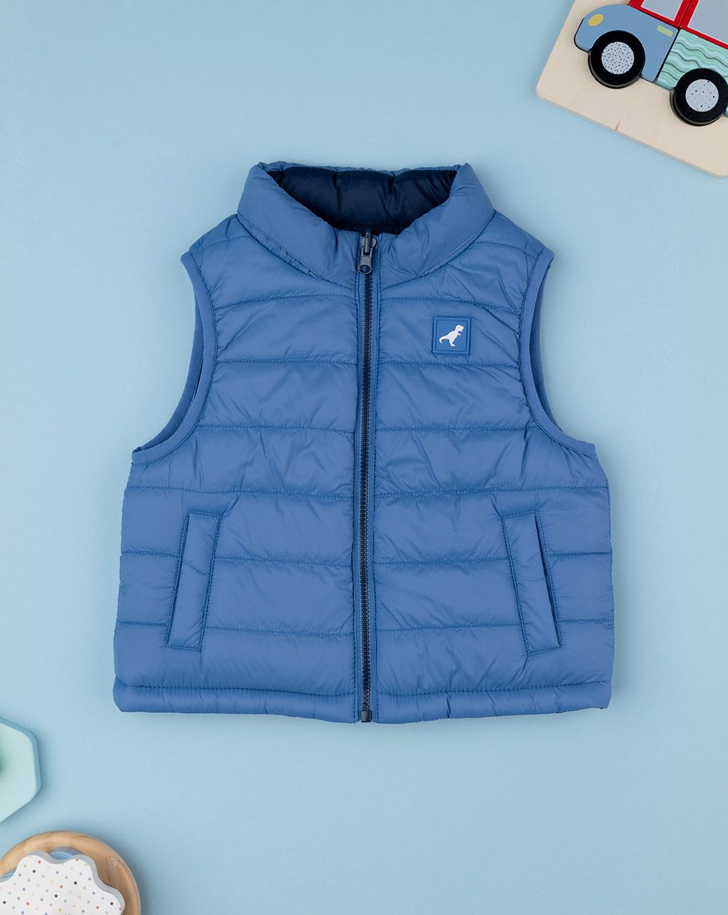 βρεφικό αμάνικο μπουφάν μπλε με δεινόσαυρο για αγόρι