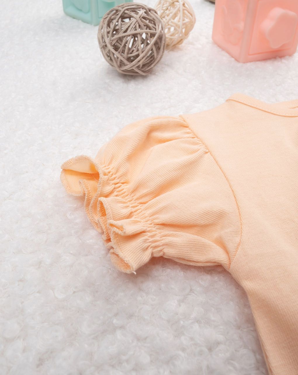 βρεφικό φορμάκι πορτοκαλί με τη hello kitty για κορίτσι - Prénatal