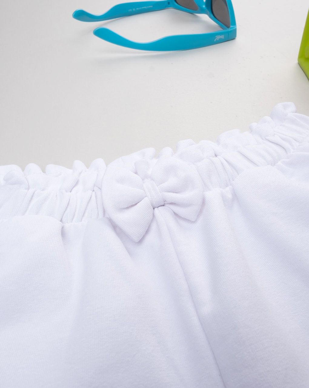 παιδικό σορτσάκι λευκό με λουλούδι για κορίτσι - Prénatal