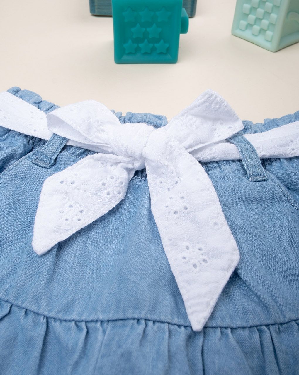 βρεφικό τζιν σορτσάκι μπλε ανοιχτό με ζώνη για κορίτσι - Prénatal
