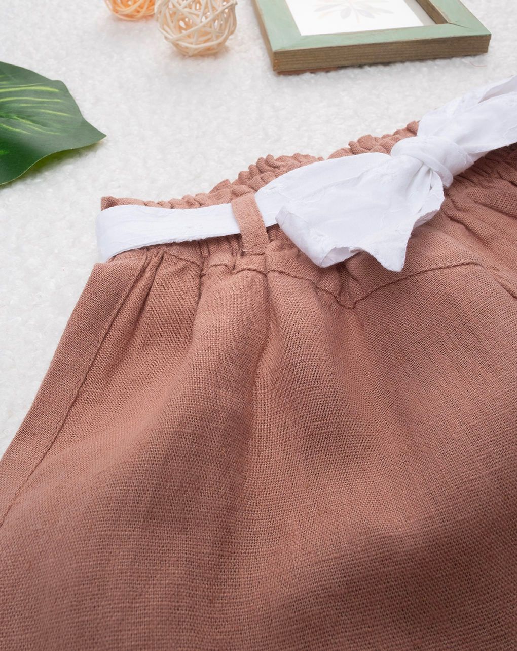 παιδικό σορτσάκι λινό καφέ με ζώνη για κορίτσι - Prénatal