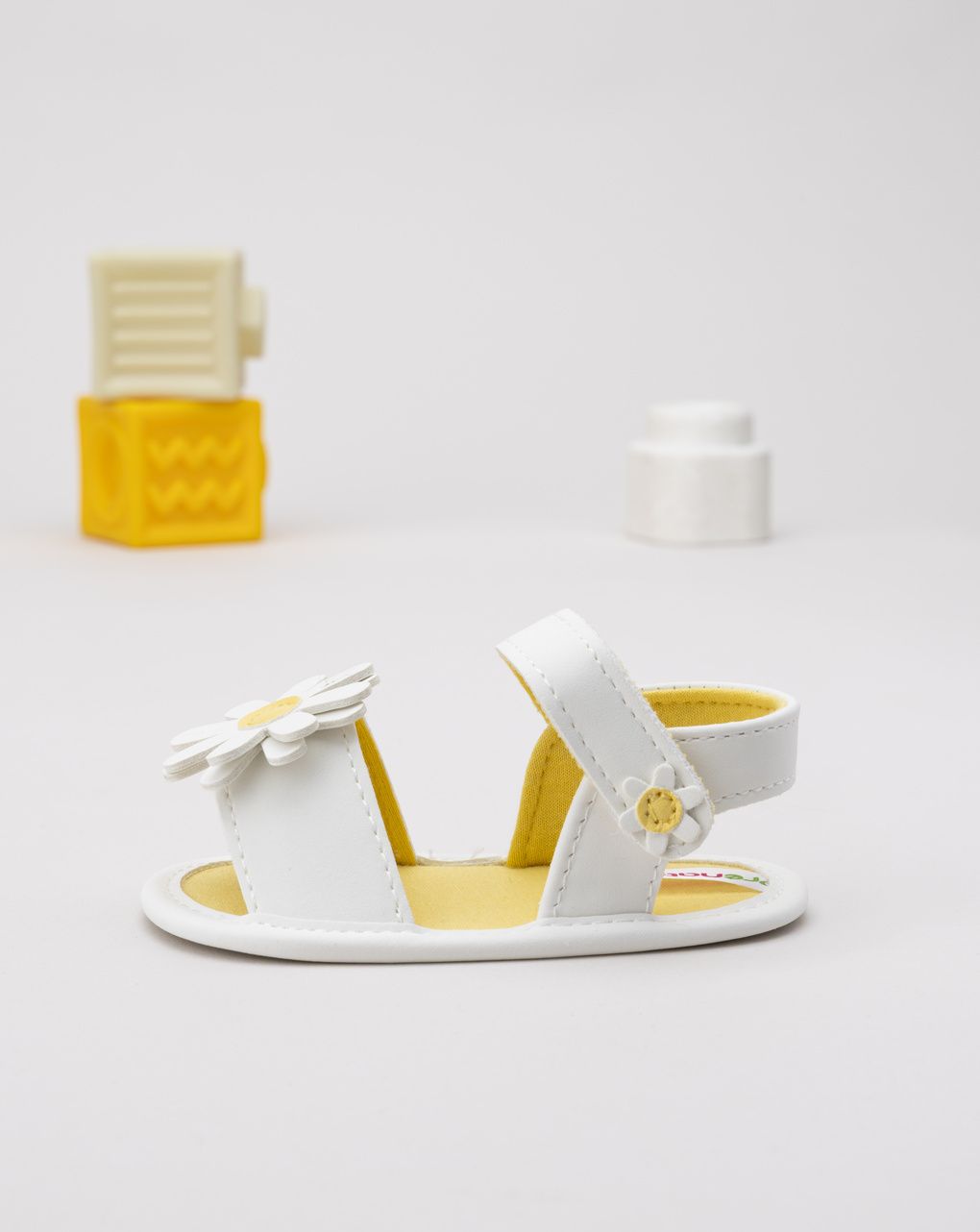 βρεφικά παπούτσια αγκαλιάς σανδάλια λευκά με μαργαρίτες για κορίτσι - Prénatal