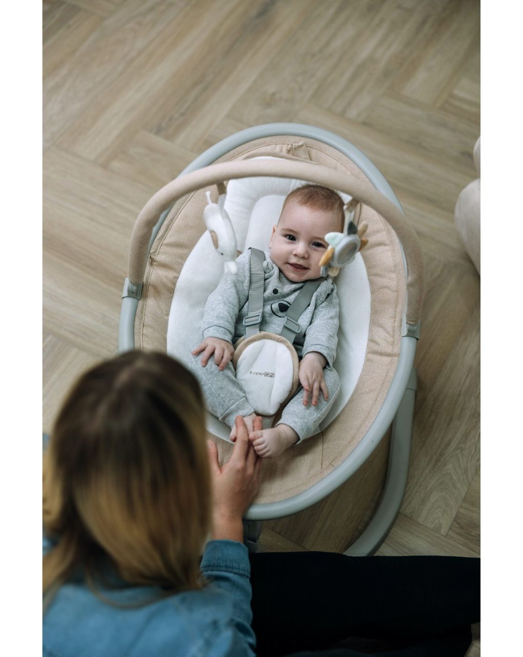 Freeon ηλεκτρικό ρηλάξ elite swing με μουσική beige 84904 - Freeon