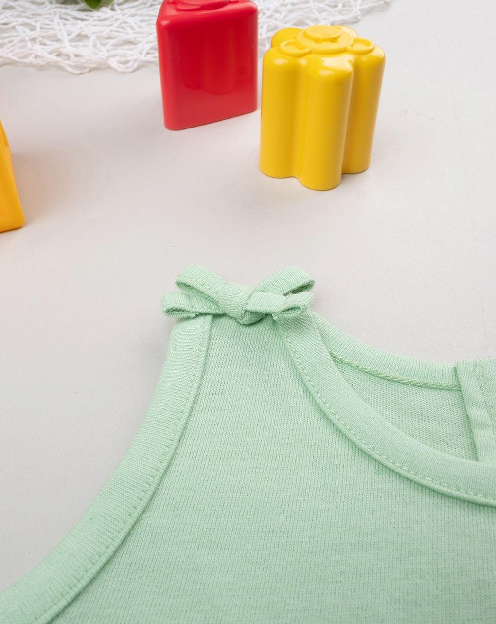 βρεφική αμάνικη μπλούζα πράσινη strawberries για κορίτσι - Prénatal