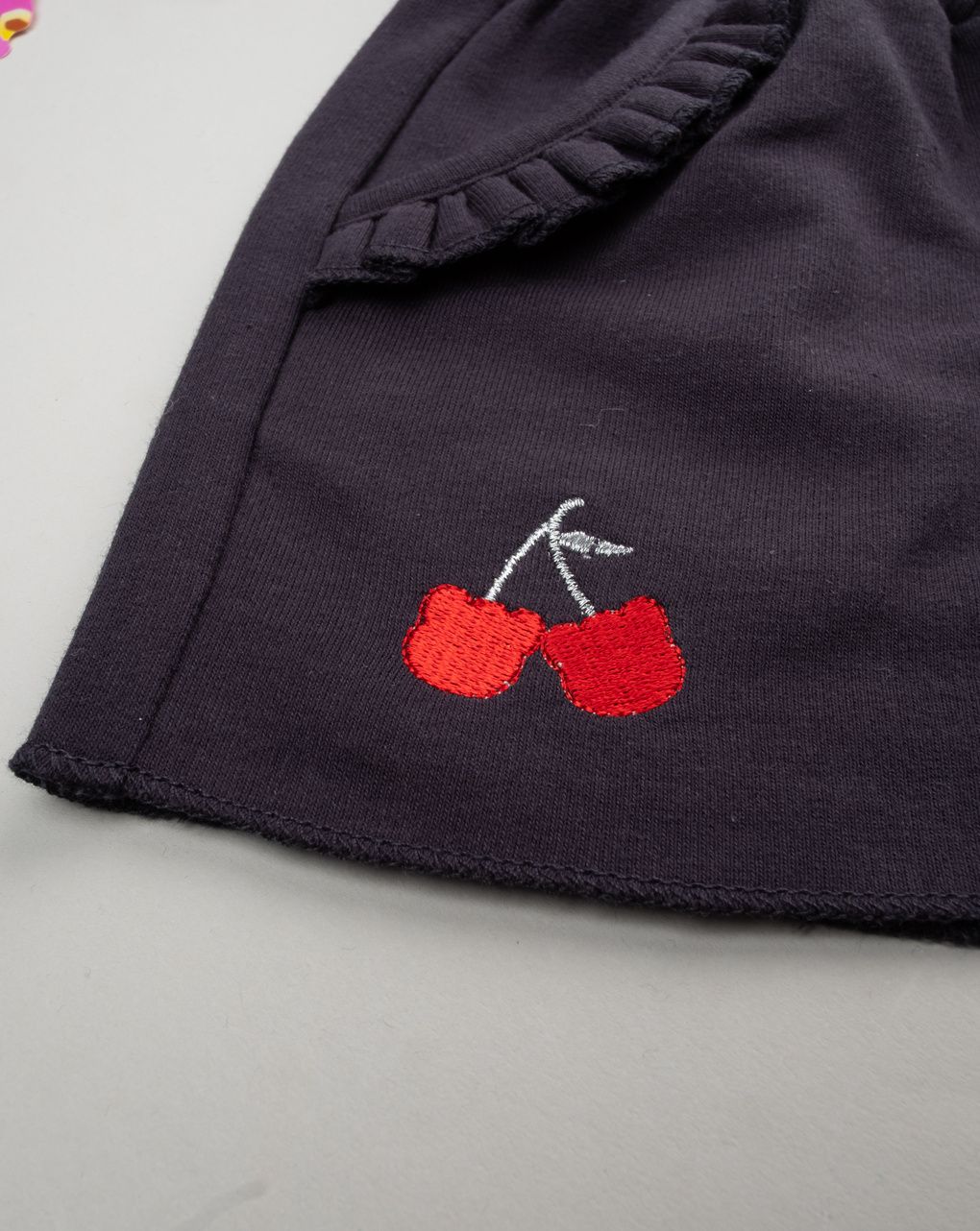 βρεφικό σορτσάκι μαύρο με φρούτα για κορίτσι - Prénatal