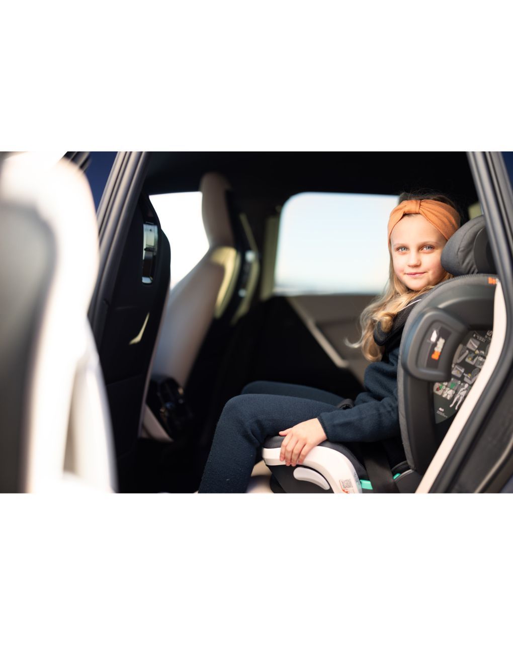 Besafe κάθισμα αυτοκινήτου izi flex fix 2 i-size (100-150cm) black soft breeze 11037469.bsb - Be Safe