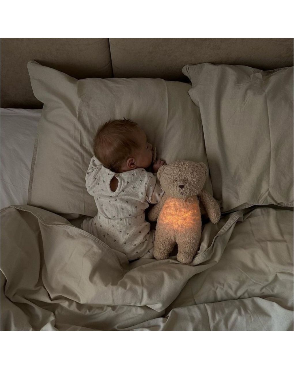 Moonie 2.0 the organic humming bear επαναφορτιζόμενο βοήθημα ύπνου με ηχογράφιση και αισθητήρα κλάματος sand - MOONIES