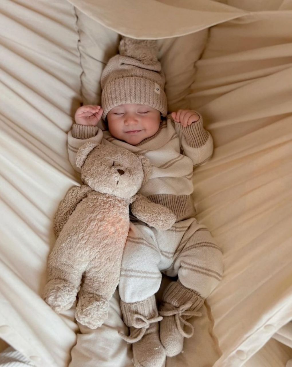 Moonie 2.0 the organic humming bear επαναφορτιζόμενο βοήθημα ύπνου με ηχογράφιση και αισθητήρα κλάματος sand - MOONIES