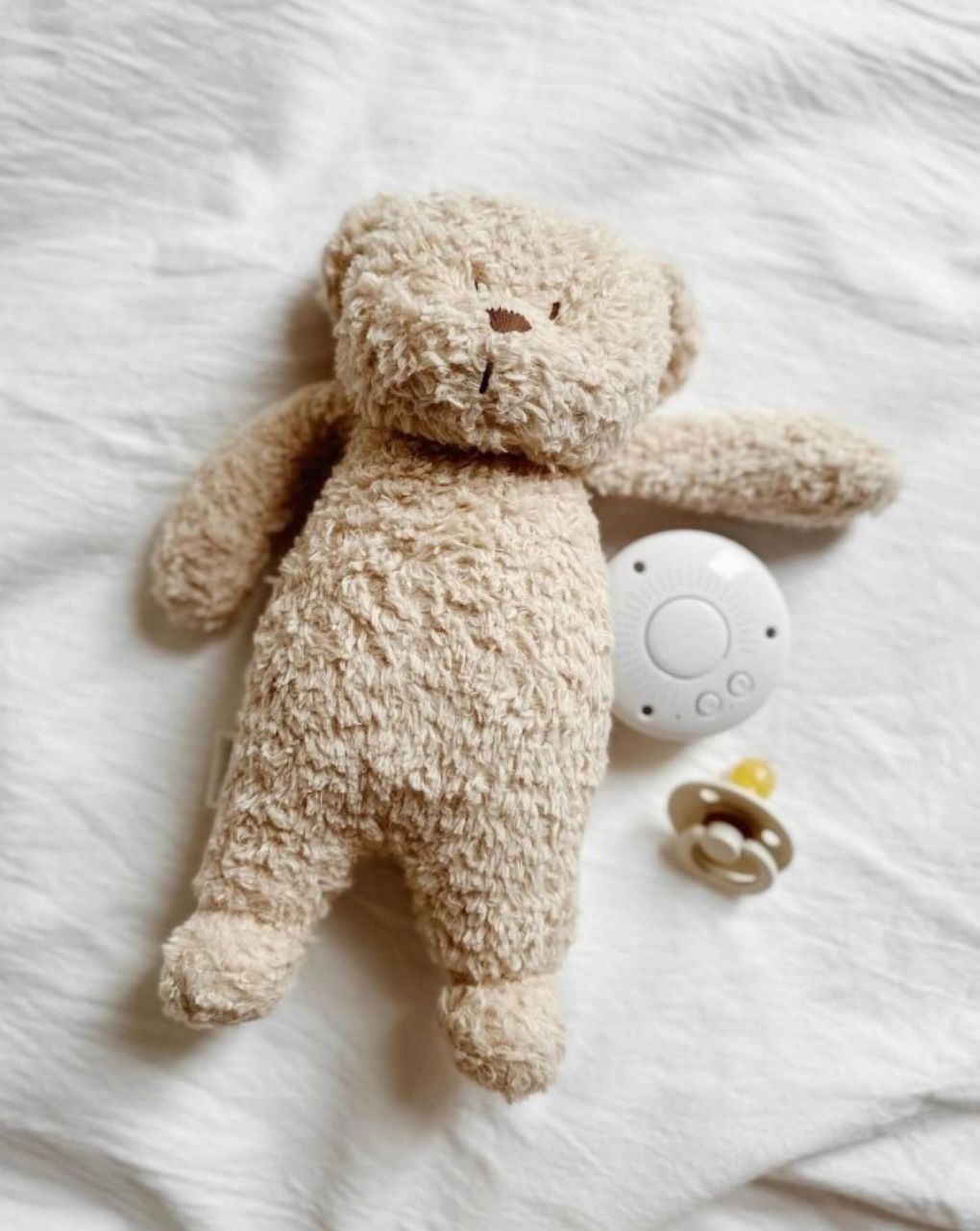 Moonie 2.0 the organic humming bear επαναφορτιζόμενο βοήθημα ύπνου με ηχογράφιση και αισθητήρα κλάματος sand - MOONIES