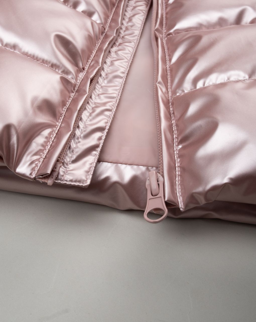 παιδικό αμάνικο μπουφάν puffer ροζ metallic για κορίτσι - Prénatal