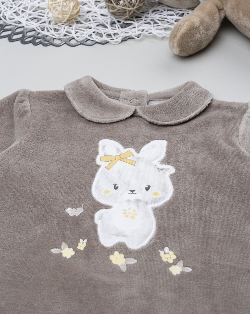 βρεφικό φορμάκι σενίλ καφέ με λαγουδάκι για κορίτσι - Prénatal