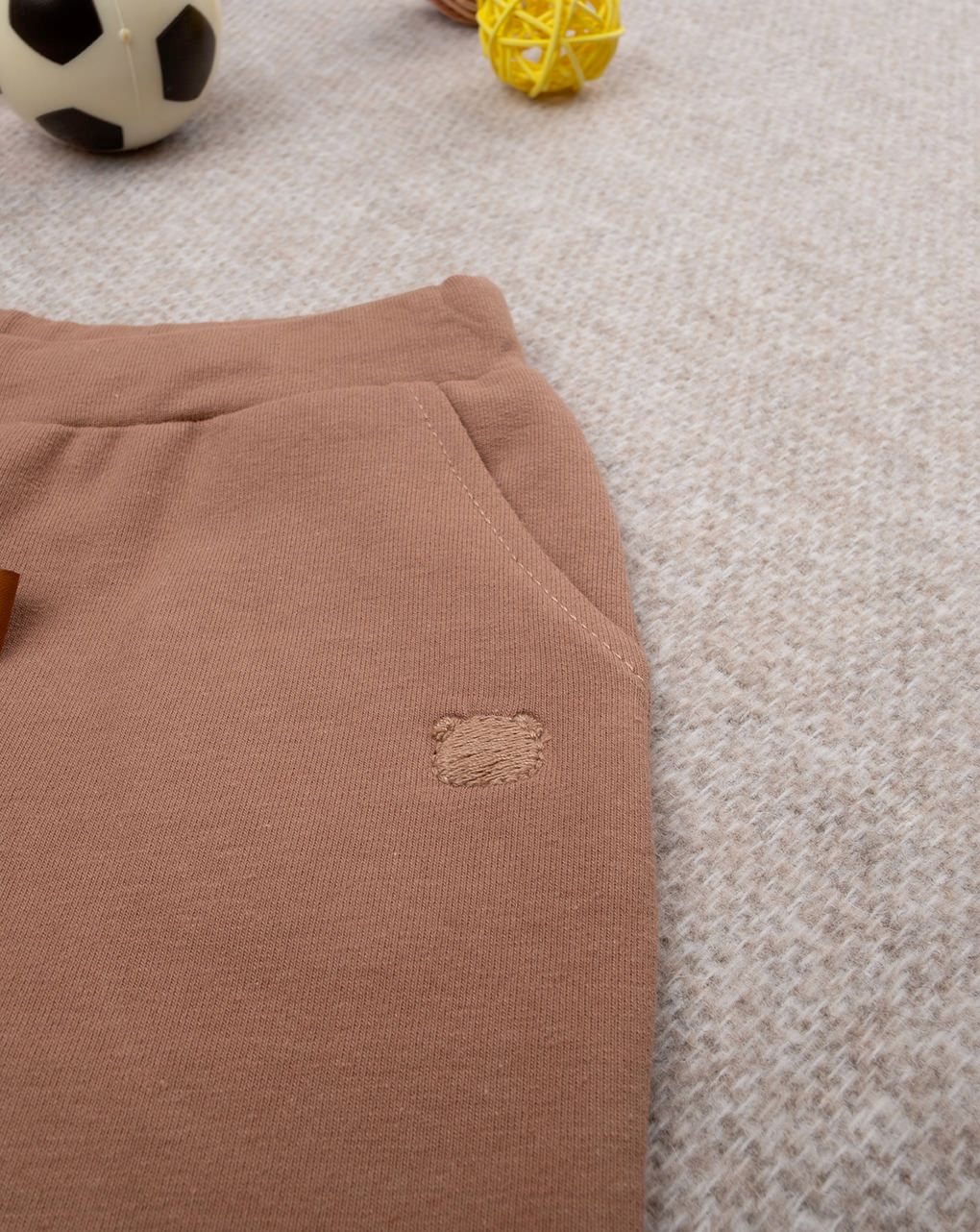 βρεφικό παντελόνι φόρμας καφέ με αρκουδάκι για αγόρι - Prénatal