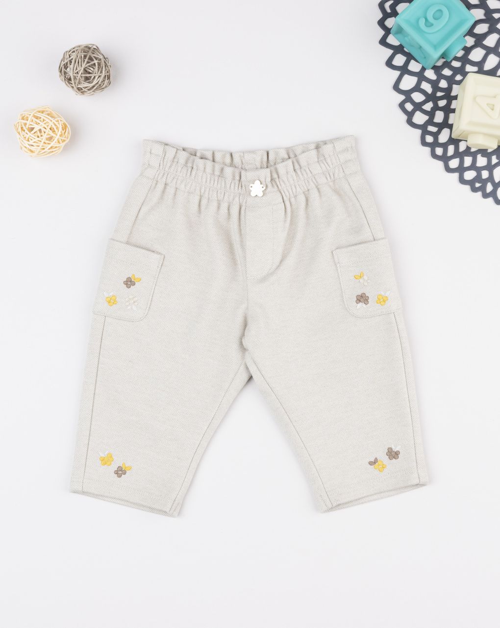 βρεφικό παντελόνι μπεζ με λουλούδια για κορίτσι