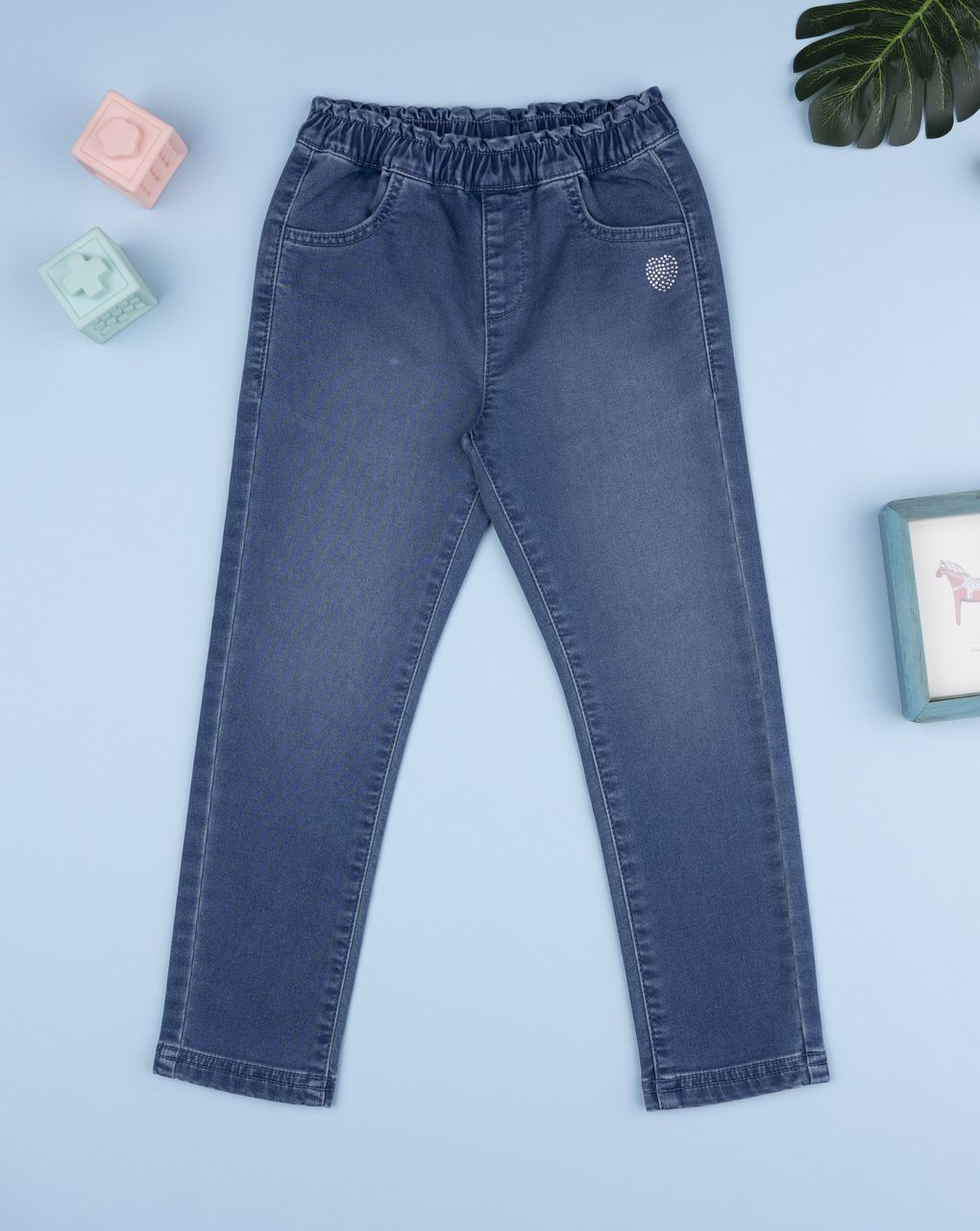 παιδικό τζιν παντελόνι μπλε με καρδούλα για κορίτσι