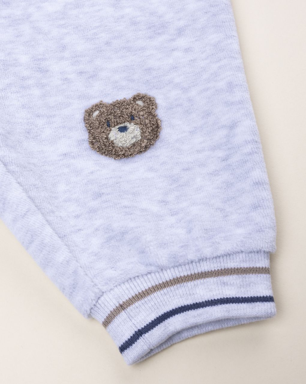 βρεφικό παντελόνι φόρμας βελουτέ γκρι με αρκουδάκι για αγόρι - Prénatal