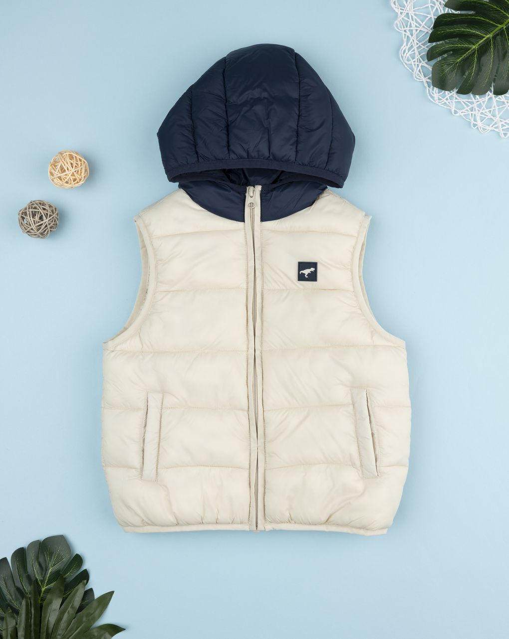 παιδικό αμάνικο μπουφάν puffer κρεμ dino για αγόρι