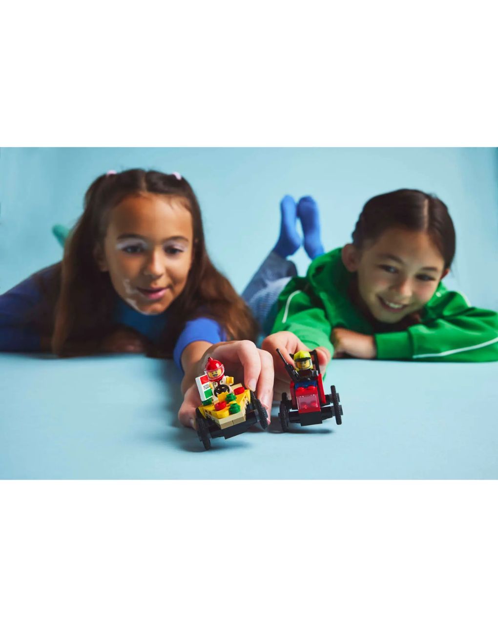 Lego city pizza vs. fire truck race car 60458 - Lego