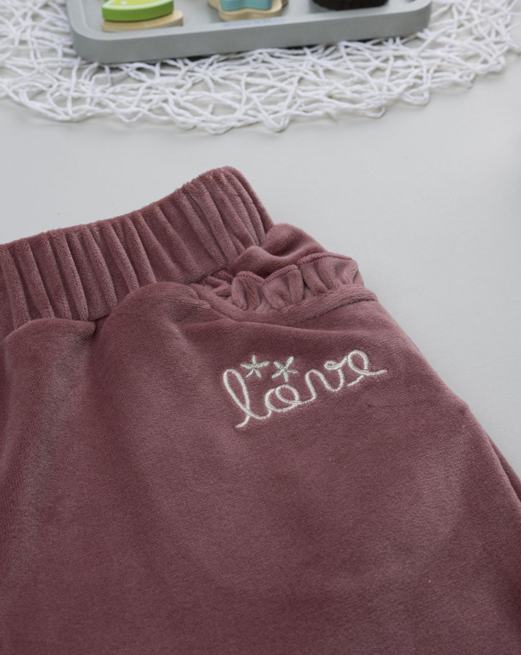 βρεφικό παντελόνι φόρμας σενίλ σάπιο μήλο love για κορίτσι - Prénatal