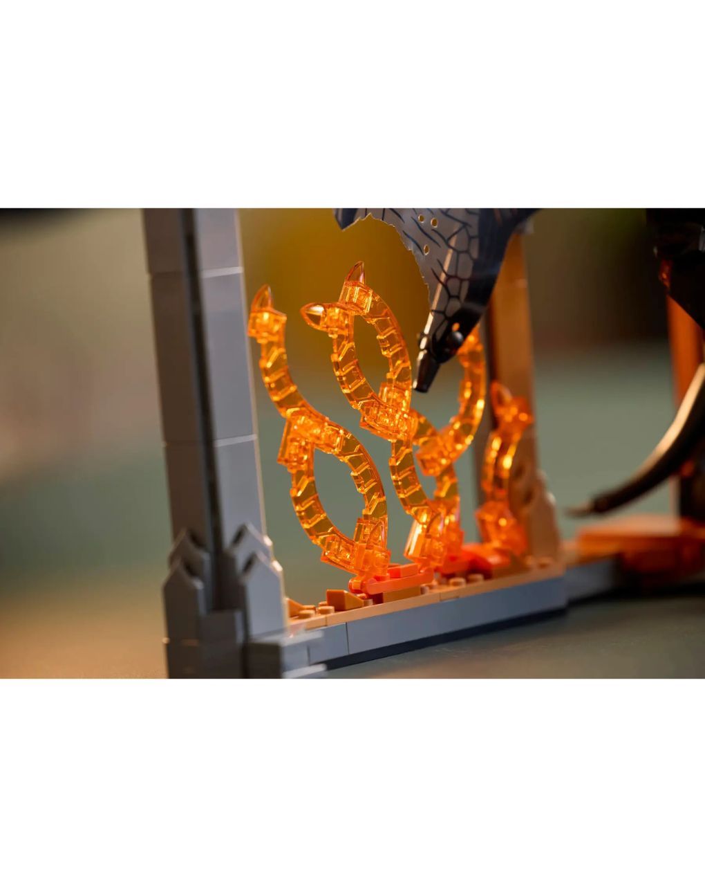 Lego icons the lord of the rings balrog book nook 10367 - Lego