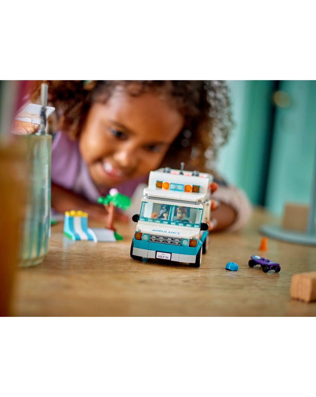 Lego friends heartlake city hospital ambulance 42613 - LEGO