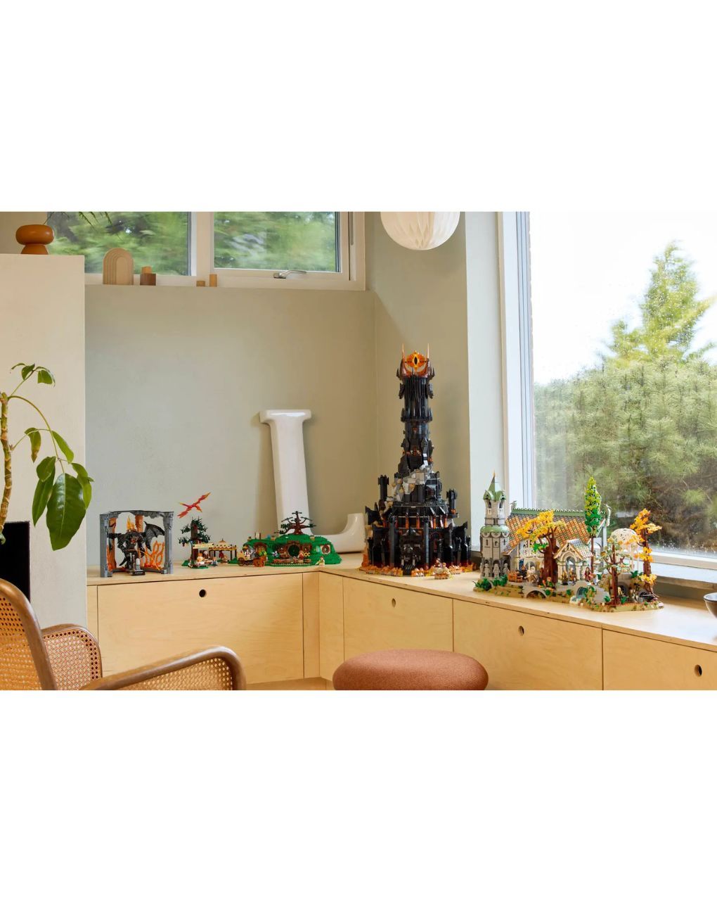 Lego icons the lord of the rings balrog book nook 10367 - Lego