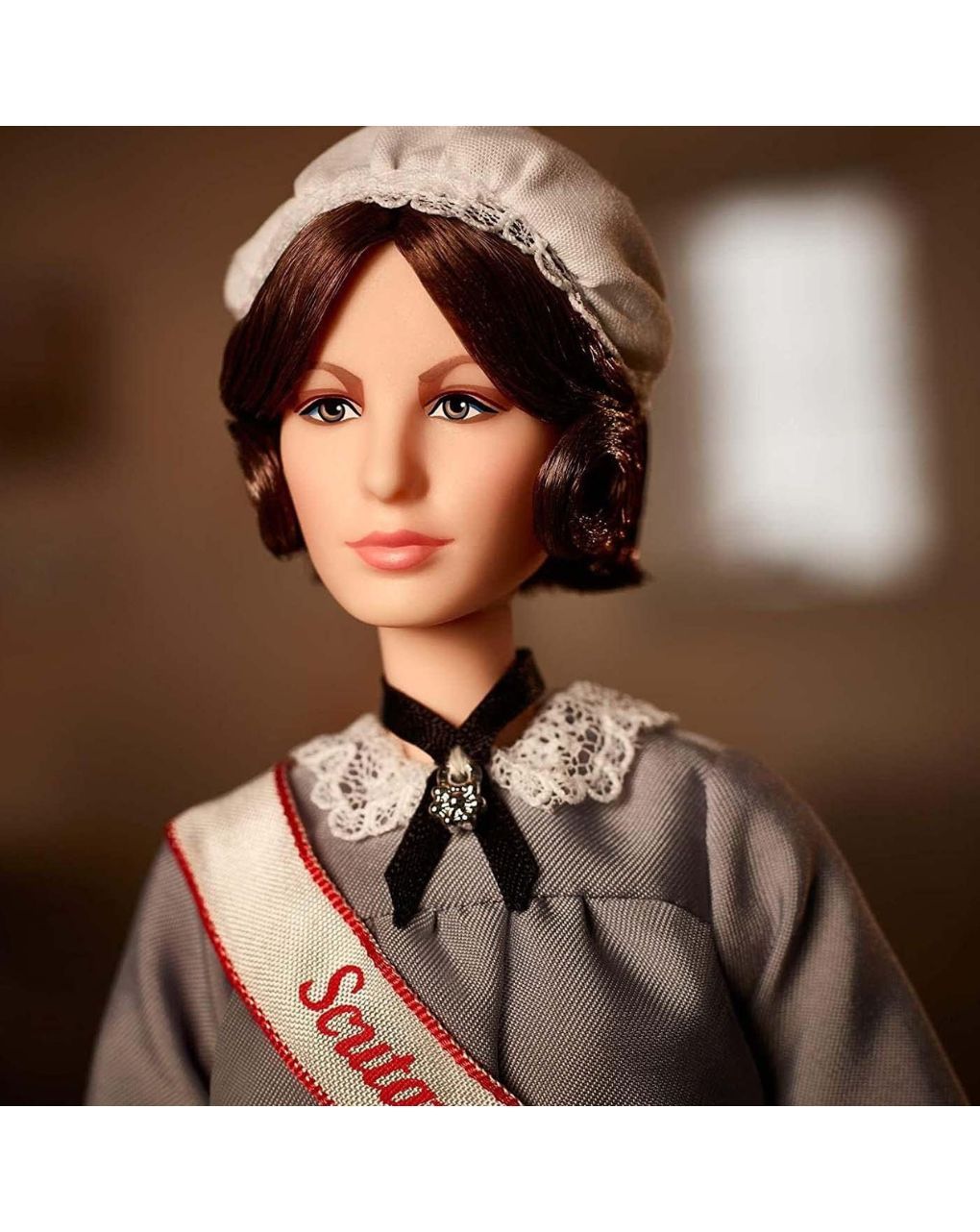 Barbie συλλεκτική κούκλα γυναίκες πρωτοπόροι florence nightingale ght87 - Barbie