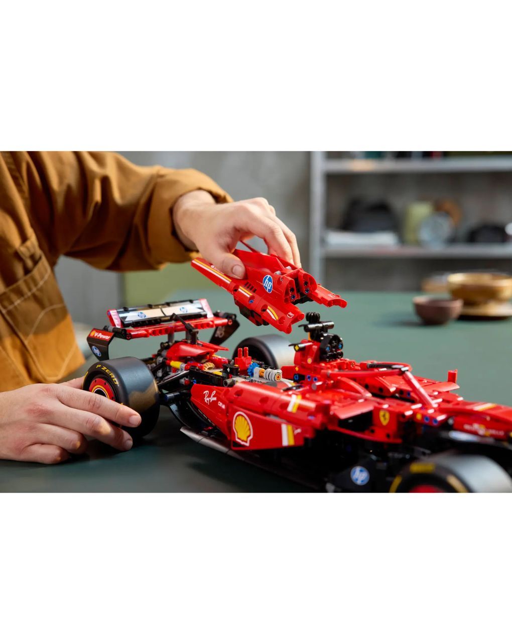 Lego technic ferrari sf-24 f1 car 42207 - Lego