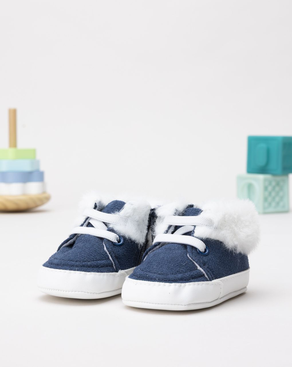 βρεφικά παπούσια αγκαλιάς μπλε για αγόρι