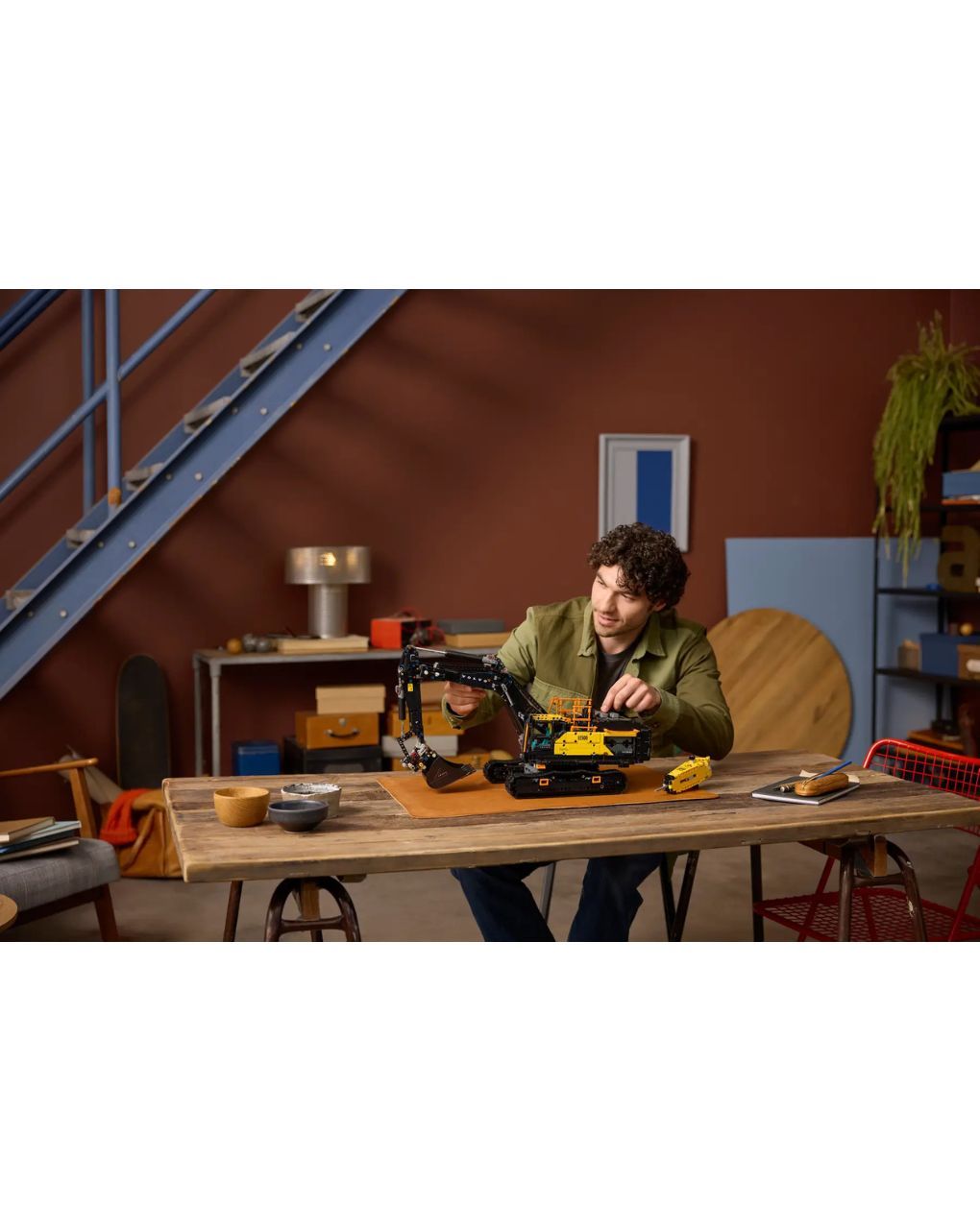 Lego technic volvo ec500 hybrid excavator 42215 - Lego