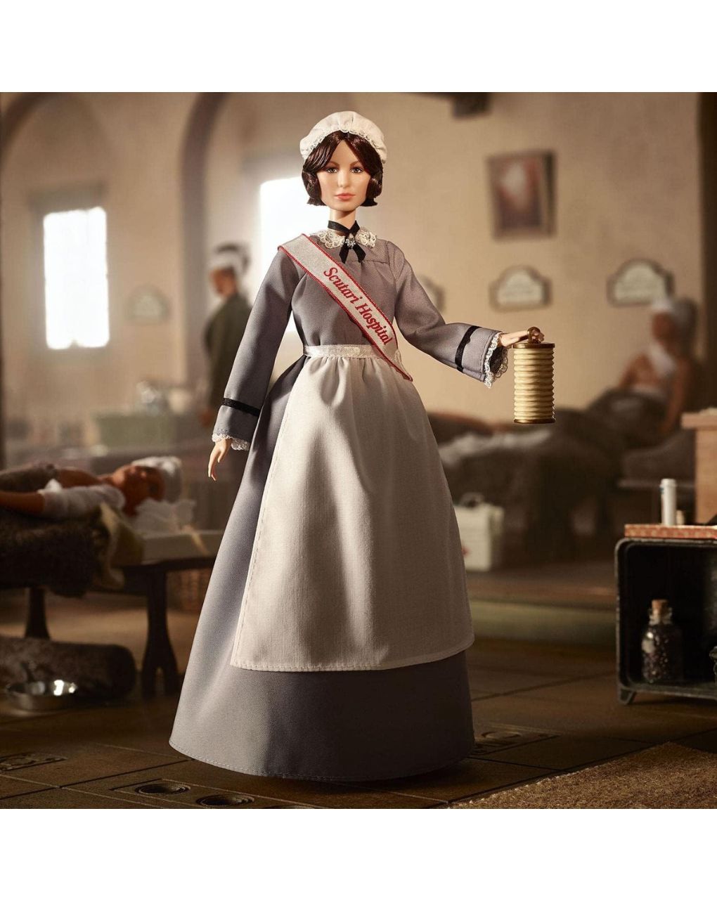 Barbie συλλεκτική κούκλα γυναίκες πρωτοπόροι florence nightingale ght87 - Barbie