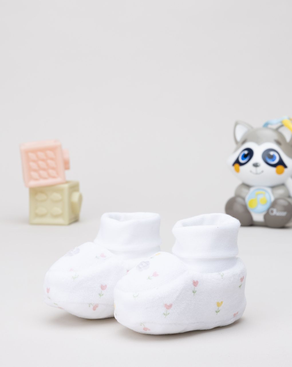 βρεφικά παπούτσια αγκαλιάς σενίλ λευκά φλοράλ για κορίτσι - Prénatal