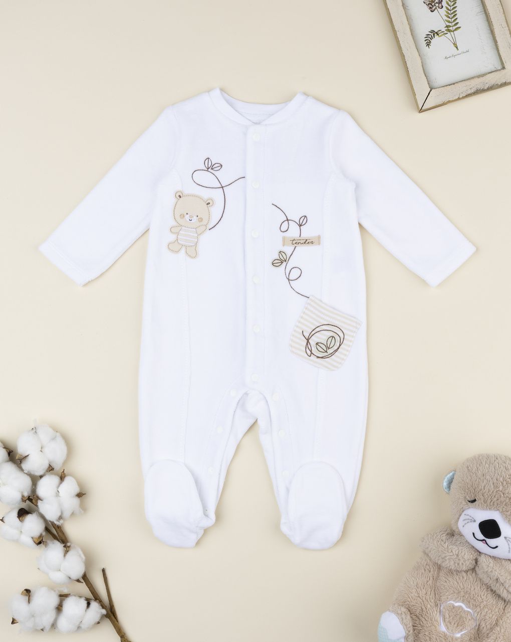 βρεφικό φορμάκι λευκό σενίλ με αρκουδάκι για αγόρι