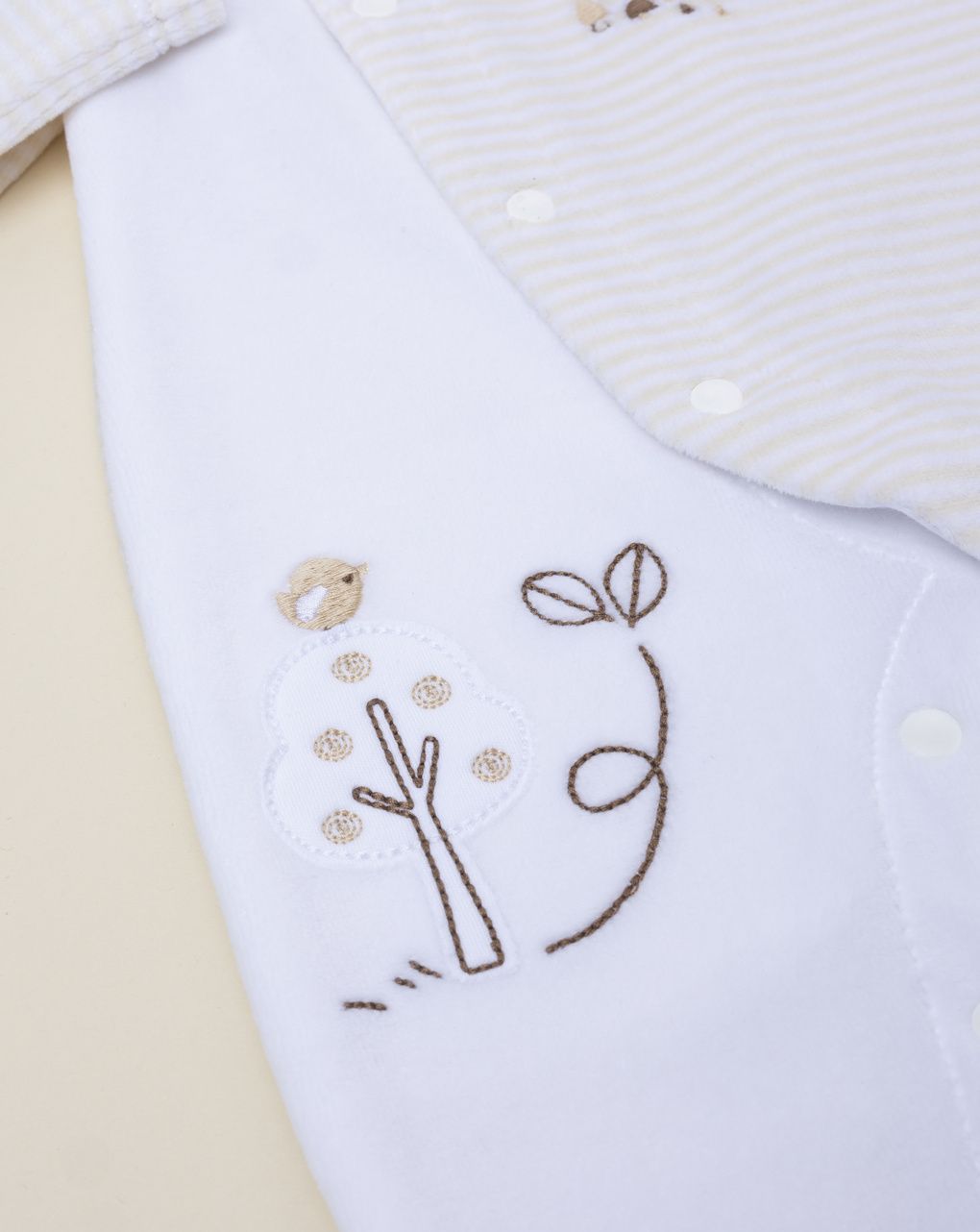 βρεφικό φορμάκι λευκό ριγέ σενίλ με αρκουδάκι για αγόρι - Prénatal