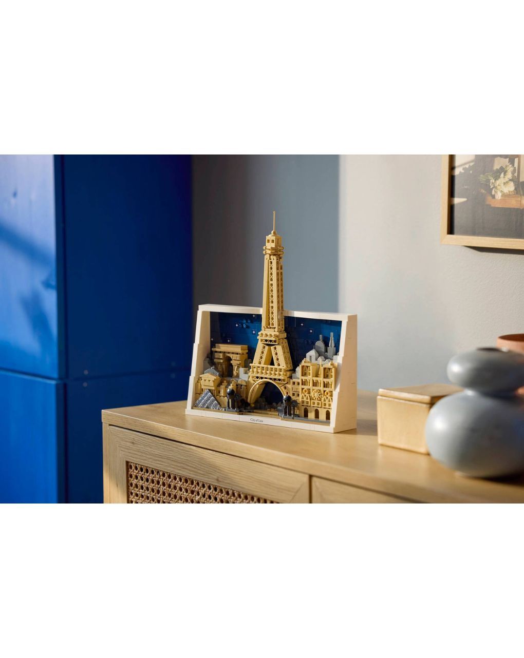 Lego architecture paris-city of love 21064 - Lego, Lego Architecture