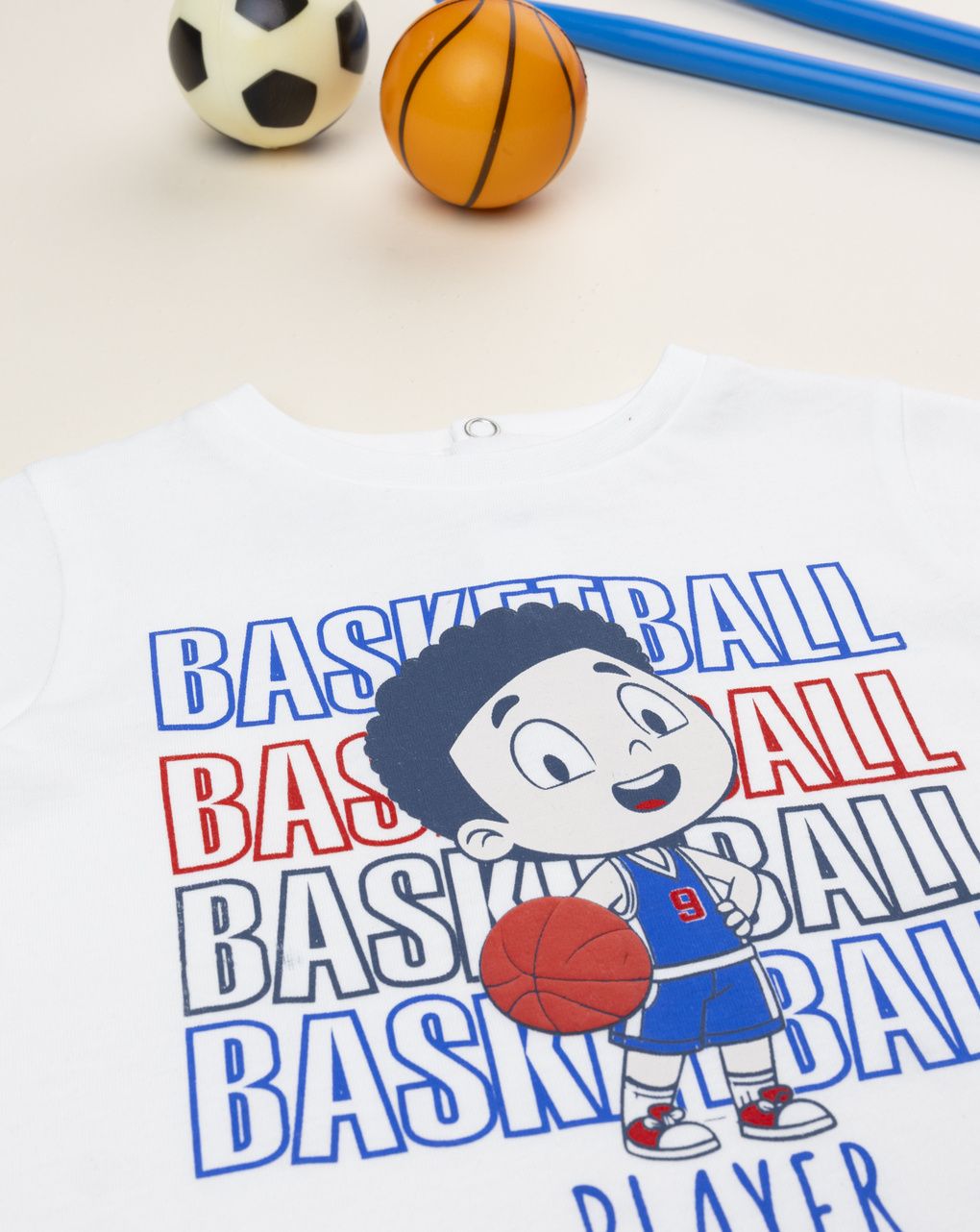 βρεφική μπλούζα λευκή basketball για αγόρι - Prénatal