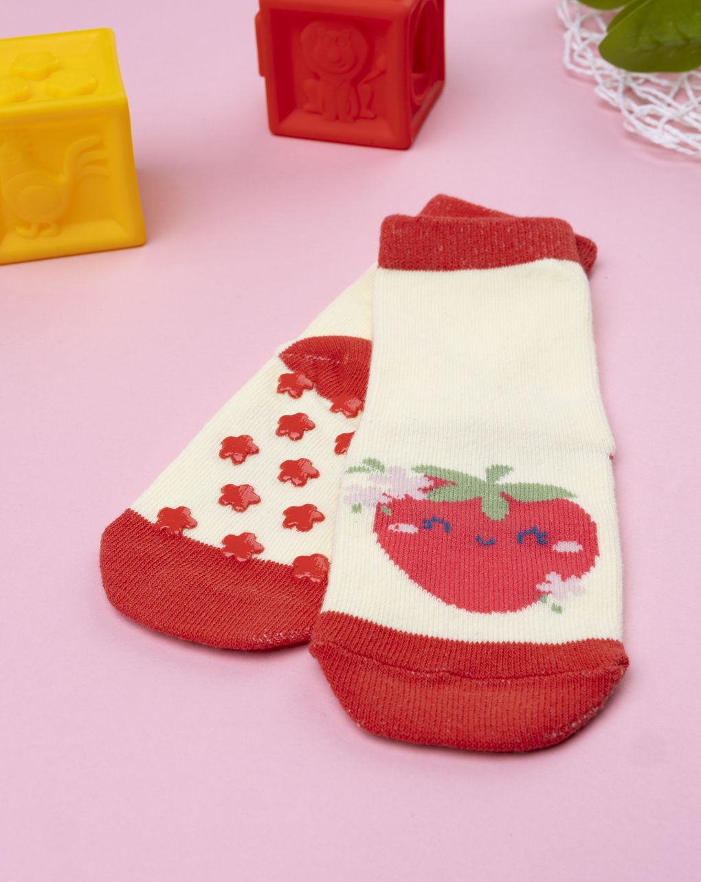 βρεφικές αντιολισθητικές κάλτσες με φράουλα για κορίτσι - Prénatal