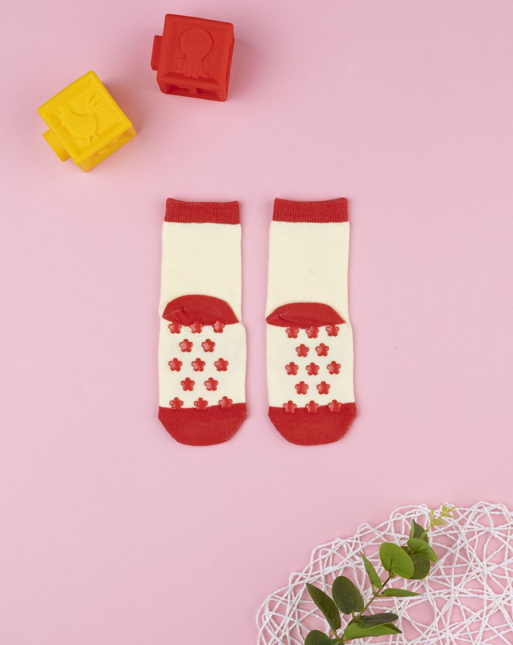 βρεφικές αντιολισθητικές κάλτσες με φράουλα για κορίτσι - Prénatal