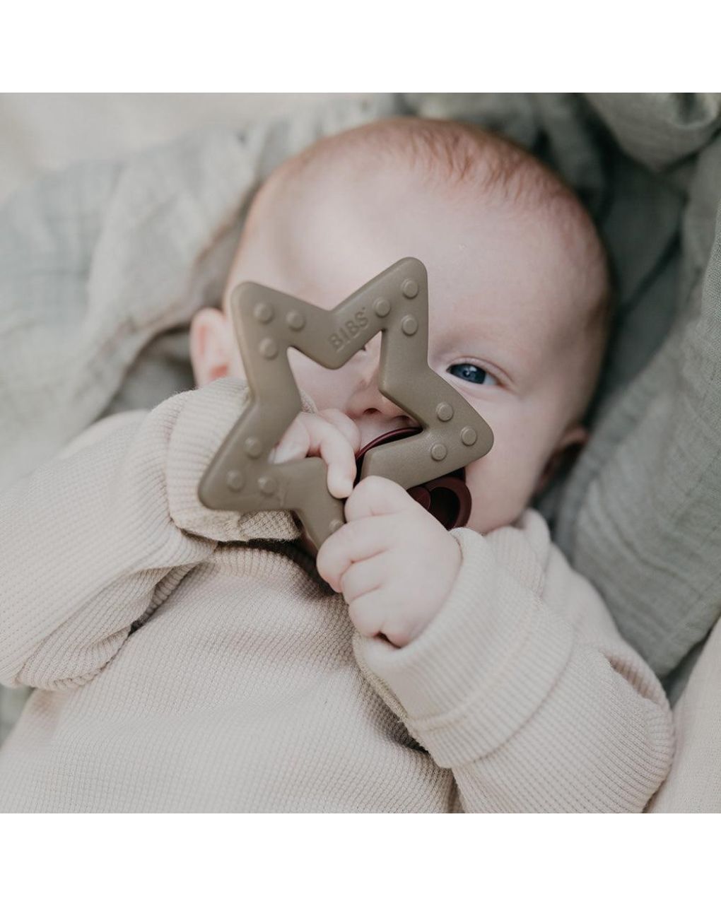 Bibs μασητικό αστεράκι 0m+ blush 3000244 - BIBS