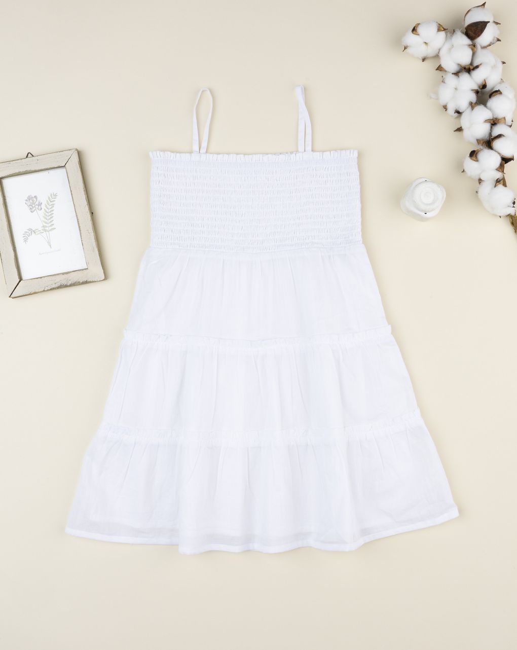 παιδικό φόρεμα λευκό σφηκοφωλιά για κορίτσι