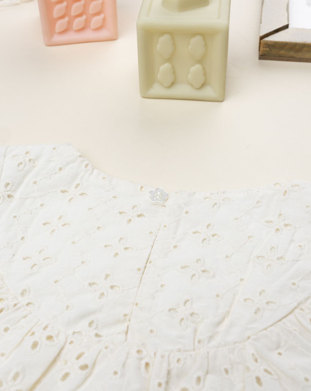 βρεφικό φόρεμα μπεζ δαντέλα sangallo για κορίτσι - Prénatal