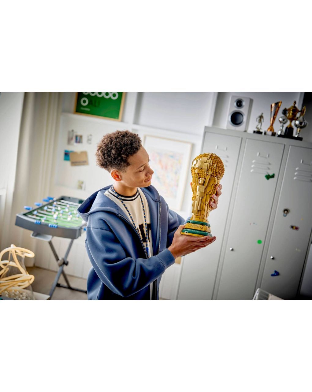 Lego editions sets fifa world cup official trophy 43020 - LEGO