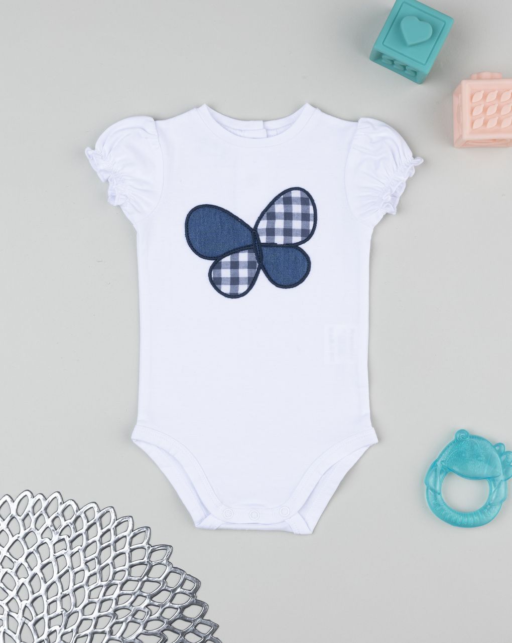 βρεφικό κορμάκι λευκό με πεταλούδα για κορίτσι