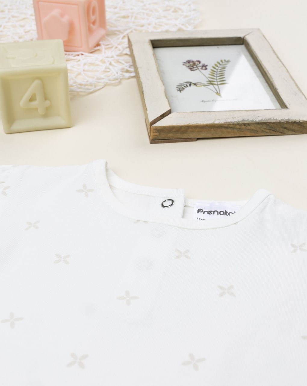 βρεφικό t-shirt λευκό με λουλούδια για κορίτσι - Prénatal