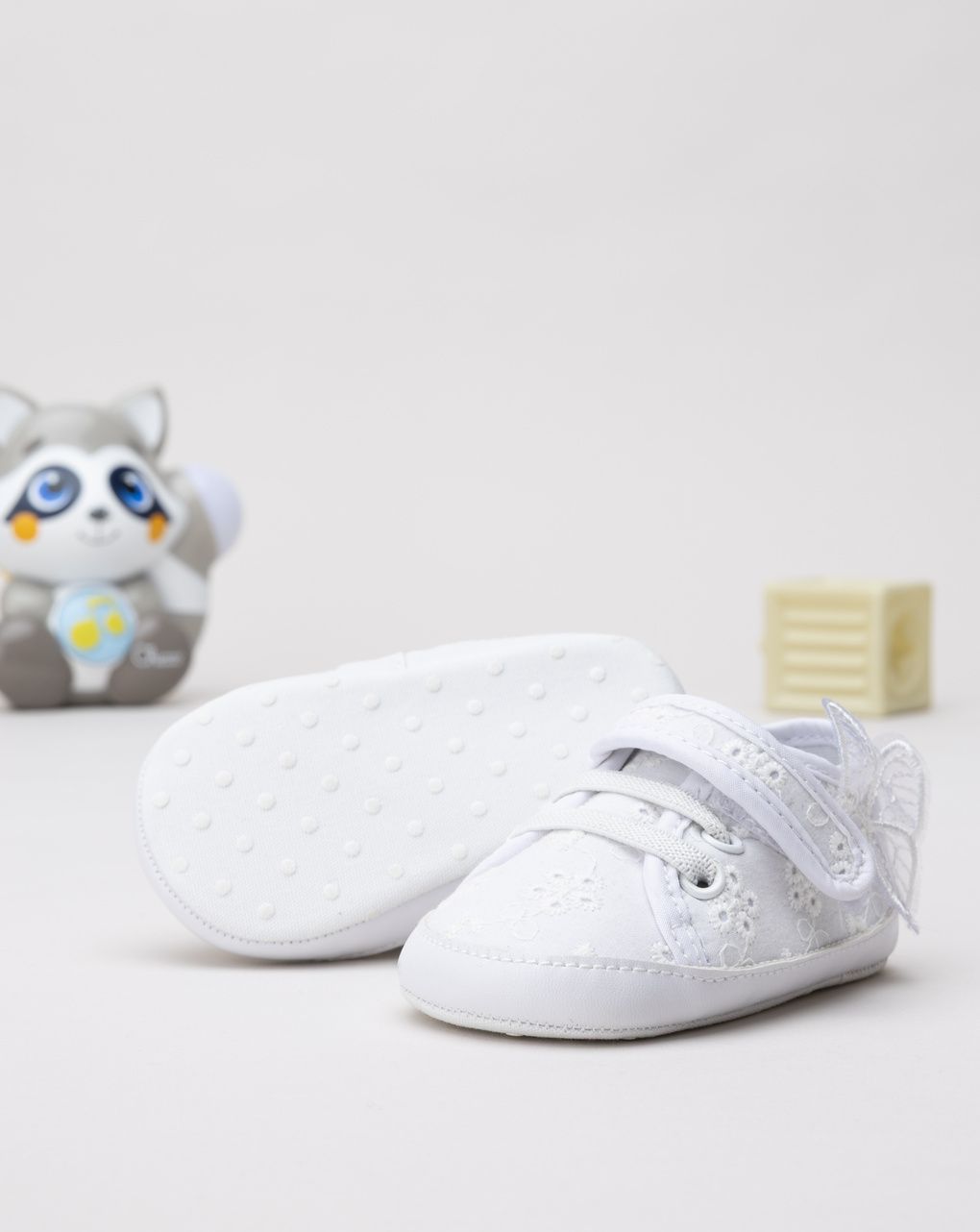 βρεφικά παπούτσια αγκαλιάς λευκά με δαντέλα για κορίτσι - Prénatal