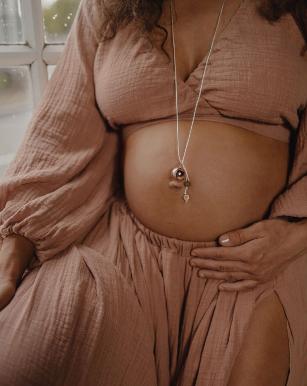 Proud mama μενταγιόν bola sofie silver πατουσάκια pm-665 - Proud Mama